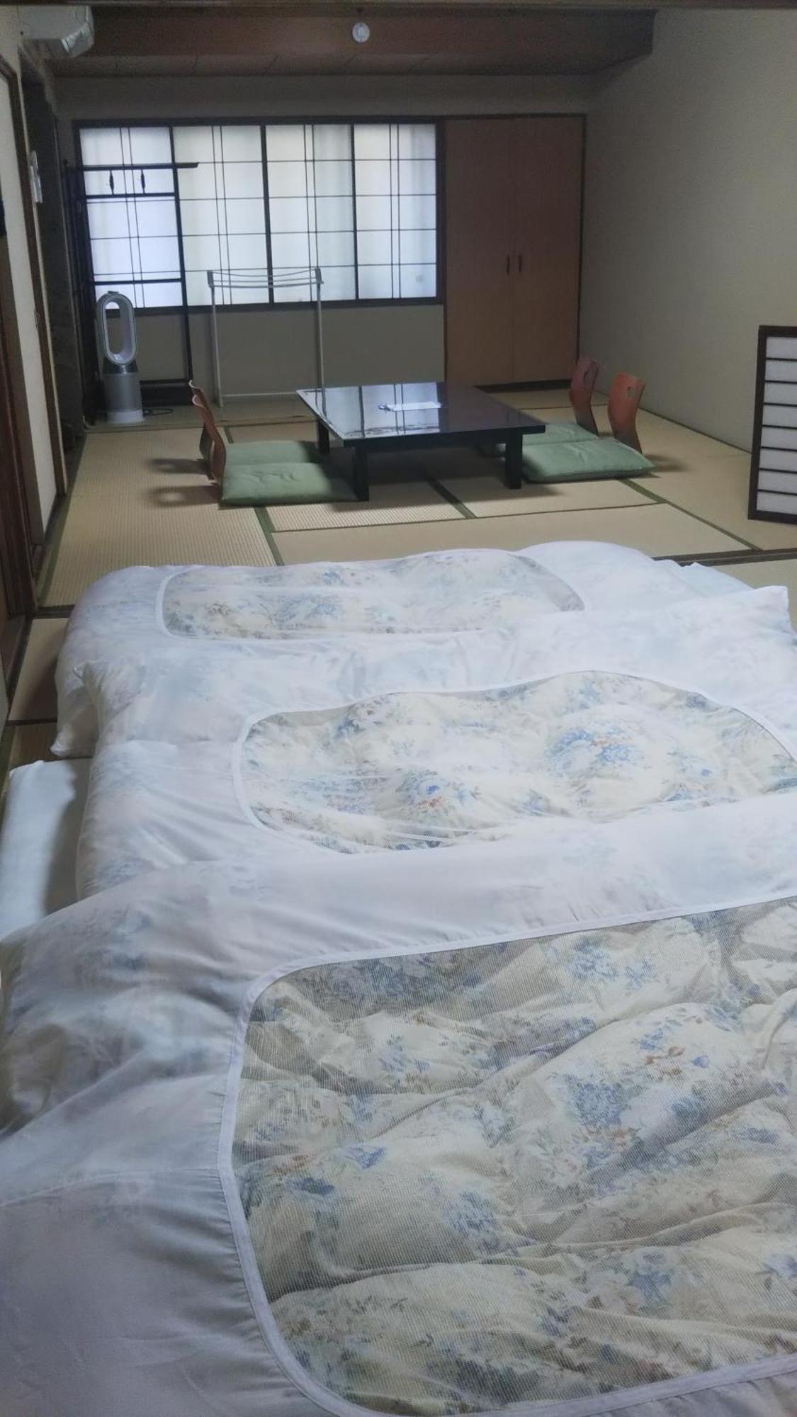 קנזאווה Kikunoya Ryokan מראה חיצוני תמונה