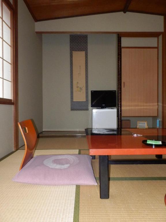 קנזאווה Kikunoya Ryokan מראה חיצוני תמונה
